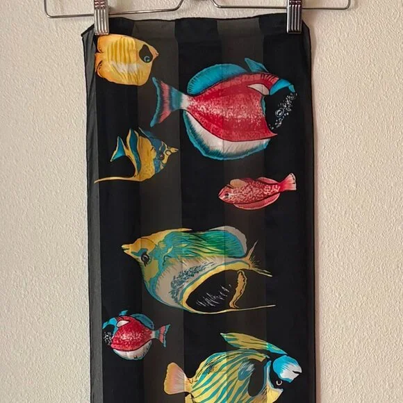 Echo 100% Silk Scarf Black Tropical Colorful Fish Print Fish Design Bright Color - Picture 3 of 9